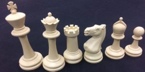 STAUNTON DESIGN CLASSIC VERSION Plastic Chess Sets