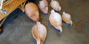 Willow Fruit Basket (Duck Shaped)