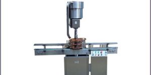 Bottle Screw Capping Machine
