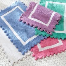 MODERN BATHRUG