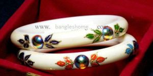 Lac Bangles