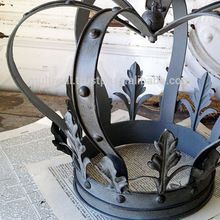 Crown T-light Holder