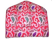 RED THREAD WORK FLAP CLUTCH BAG