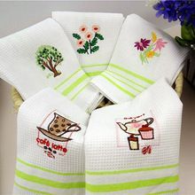 EMBROIDERED HAND TOWEL