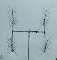 Cross Polarized Quad Stacked Antenna