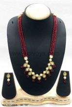 Fashionable Vilandi Kundan Necklace Set