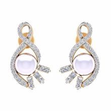 Gold Diamond Stud Earring