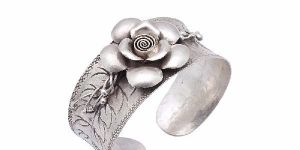 Handmade Antique Traditional Floral Style Silver Bangle