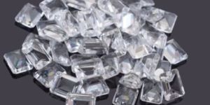 White Crystal Calibrated Gemstone
