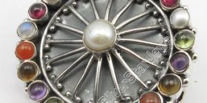 MULTISTONES HANDWORK OXIDIZED CHAKRA BROACH