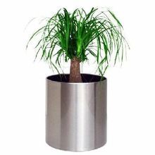 GARDEN DECORATIVE FLOWER POT and PLANTER