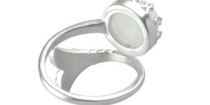 Rainbow Moonstone Ring Fishtail Silver Ring