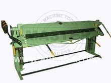 Manually Operated Universal Sheet Folding Machine