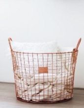SQUARE SHAPE IRON WIRE BASKET