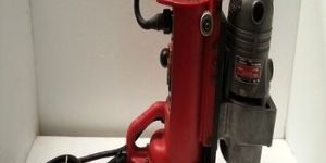 Milwaukee Magnet Drill