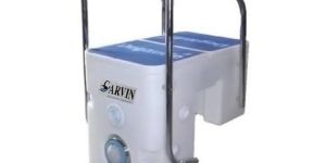 Dolphin Wall Mounted Pool Filter