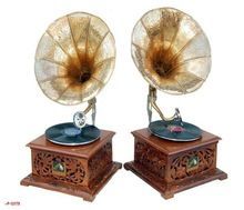Wooden Vintage Musical Gramophone