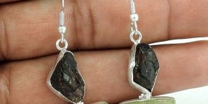 Latest Trend 925 Sterling Silver Garnet Prehnite Rough Stone Earring Vintage Jewelry