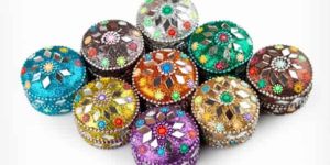 Mirror Work Diamond Box