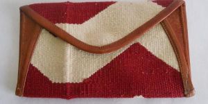 Withe and brown hand woven cotton kelim / dhurries clutches
