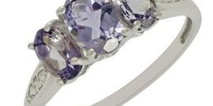 Tanzanite Studded Silver Ring
