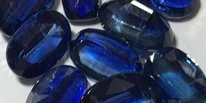 Kyanite Gemstones