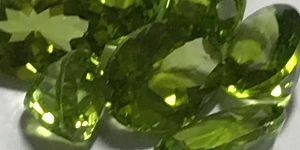 Peridot Gemstones