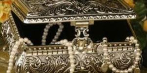 Antique Jewellery Box