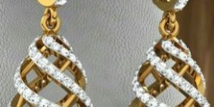 Gold Diamond Earring
