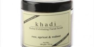 Apricot & Walnut Cream Scrub with Rose