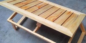 Wooden Foldable Study Table