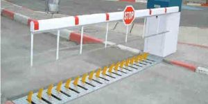 Boom Barrier with Tyre Killer