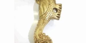 Metal Peacock Brass Natural Finish Door Handle