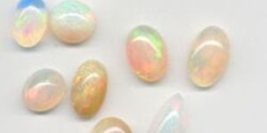 Ethiopian Opal Plain Cabushion