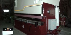 Hydraulic Press Brake