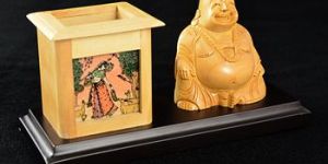Wooden Buddha Pen Stand