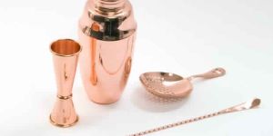 COCKTAIL SHAKER/WINE SHAKER