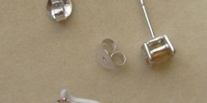 Gold Ear Ring with Citrine