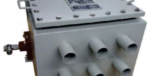 6-1 WAY THREE PHASE STRAIGHT BONDING LINK BOX