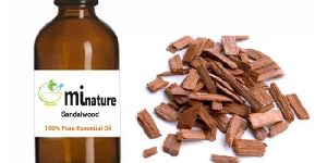 Sandalwood Essential Oilb