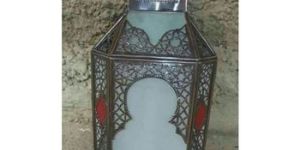 Hanging Metal Lantern Centerpiece