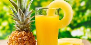 PINEAPPLE DETOX JUICE