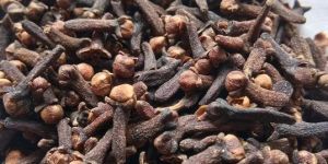 Whole Cloves