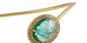 EMERALD STUDDED GOLD BANGLES