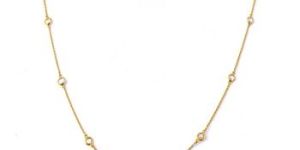 GOLD NECKLACE WITH DIAMONDS