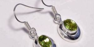 Silver Peridot Earring