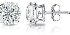 White Gold Round Diamond Stud Earring