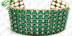 VICTORIAN STYLE EMERALD STONE OPEN BRACELET