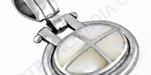 Celeb Style Silver Pendant with Inley