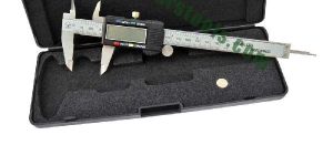 DIGITAL VERNIER CALIPER WITH PLASTIC BOX